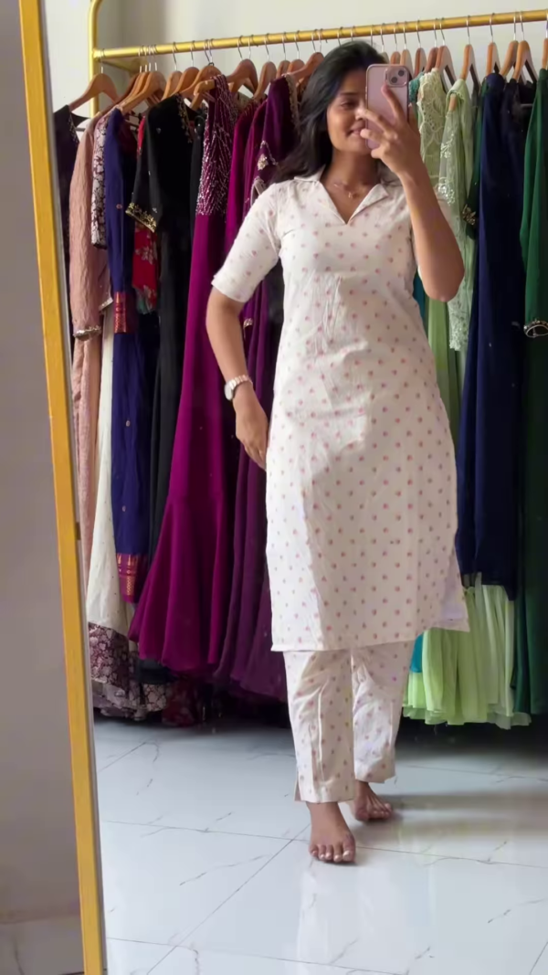 Elegant Pink Embroidered Cotton Kurta Set with Dupatta - Image 2