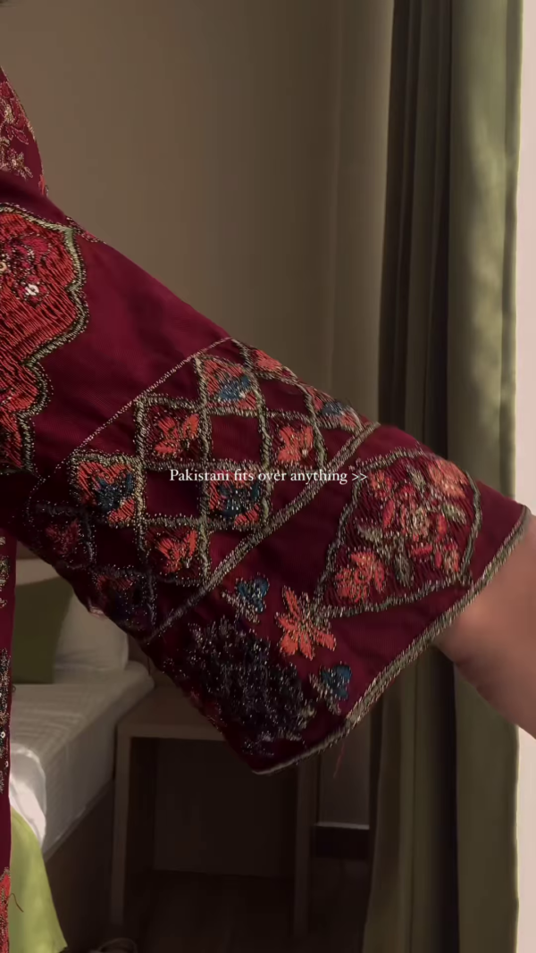 Luxurious Maroon Pakistani Embroidered Suit with Dupatta - Image 3