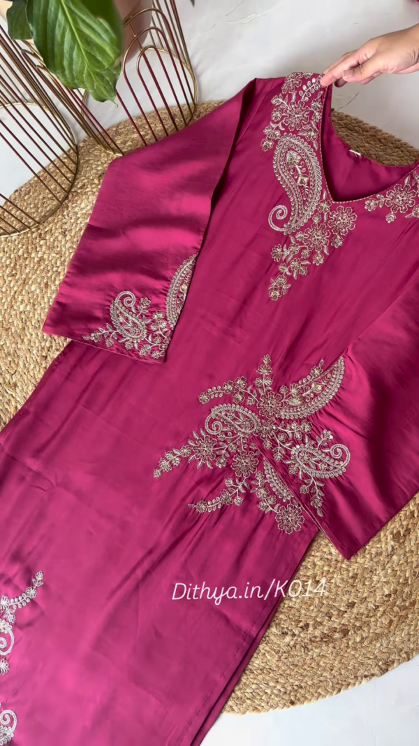 Elegant Wine Embroidered Kurta Set - Image 2